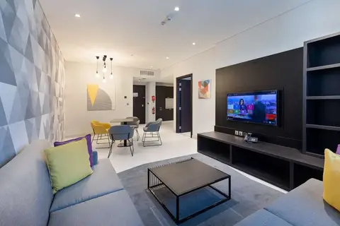 Studio M Arabian Plaza in Dubai — foto 13