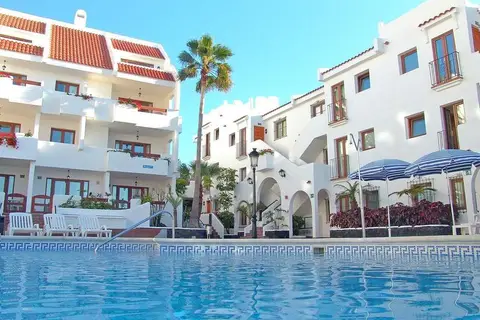 Beverly Hills in Los Cristianos — foto 12