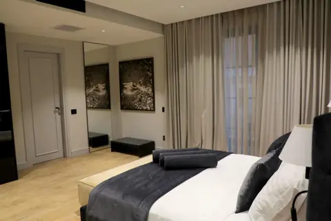 Rozafa Palace Hotel in Saranda — foto 9