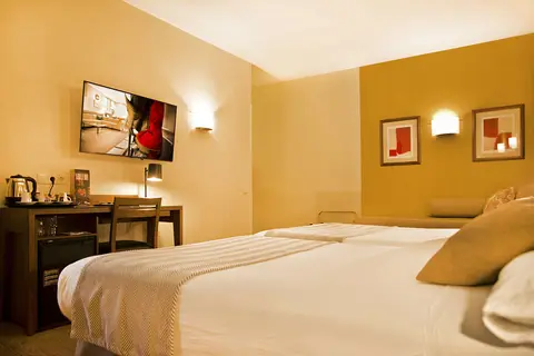 Hotel Los Condes in Madrid — foto 15