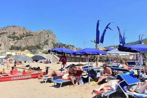 Astro Suite Hotel in Cefalu — foto 25