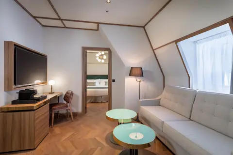 Canfranc Estación, a Royal Hideaway Hotel in Pyreneeën — foto 12