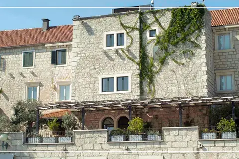 Kastil in Bol — foto 21