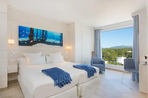 Iberostar Selection Santa Eulalia Ibiza in Santa Eulària des Riu — foto 2