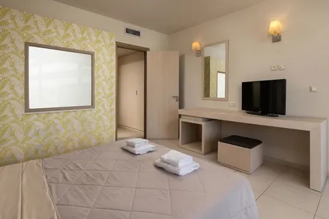 Virginia Family Resort (voorheen Virginia Hotel) in Municipal Unit of Rhodes — foto 12
