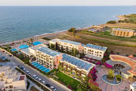 Hydramis Palace Resort in Dramia