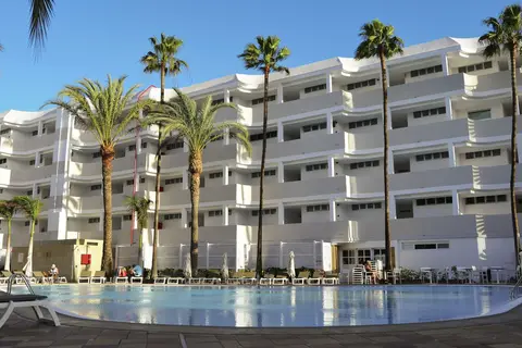 Akeah Broncemar Maspalomas in Santa María de Guía de Gran Canaria