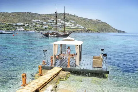 Kivotos Mykonos Luxury Boutique Hotel in Ορνός — foto 22