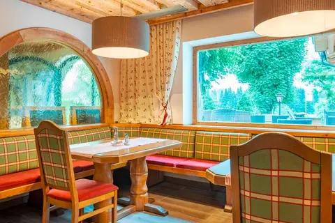 Familiehotel Bad Neunbrunnen in Maishofen — foto 5