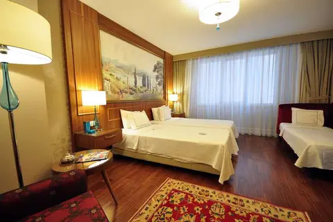 Neorion in İstanbul, foto 3