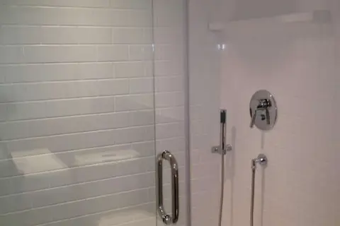 Elk & Avenue Hotel in Banff — foto 14