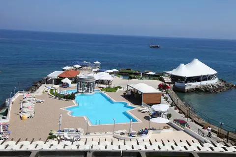 Dome Hotel in Girne