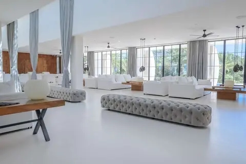 Destino Pacha Ibiza Resort in Santa Eulària des Riu, foto 21
