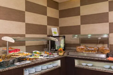 Le Corail Suites Hotel in Tunis — foto 24