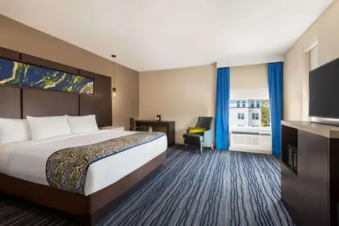 La Quinta Inn & Suites by Wyndham Orlando IDr in Orlando — foto 19