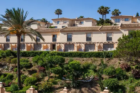 Ramada Hotel & Suites by Wyndham Costa del Sol foto 29