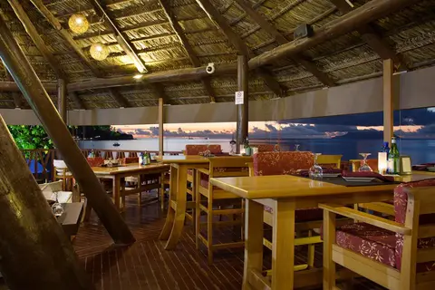 Coral Strand Smart Choice Hotel in Beau Vallon Bay — foto 8