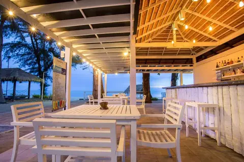 Novotel Rayong Rim Pae Resort in สุนทรภู่ — foto 20