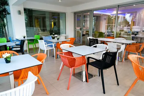 Captain Pier Hotel in Παραλίμνι — foto 9
