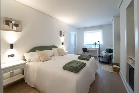 Hotel La Vega in Arroyo De La Encomienda — foto 20