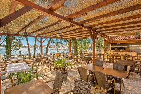 Matilde Beach Resort in Cres — foto 8