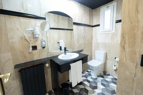 Hotel Inca in Zaragoza — foto 16