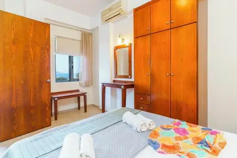 Sunrise Suites in Καλύβες — foto 11