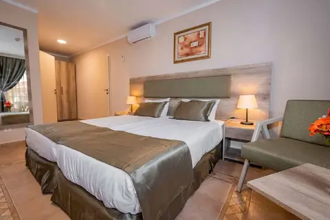 Ocean Bay Hotel in Serrekunda — foto 6