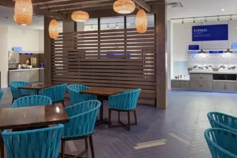 Holiday Inn Express & Suites Orlando At Seawo in Orlando — foto 6