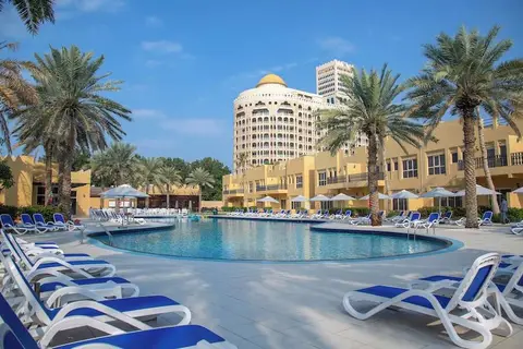Al Hamra Village Hotel in Nando's