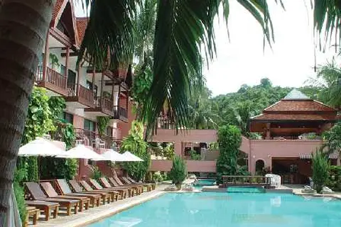 Seaview Patong Hotel in ตำบลป่าตอง