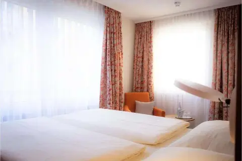 Hotel Azenberg in Stuttgart — foto 5