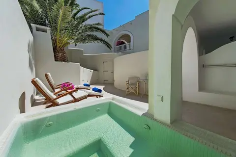 Atlantis Beach in Thira Municipal Unit, foto 21