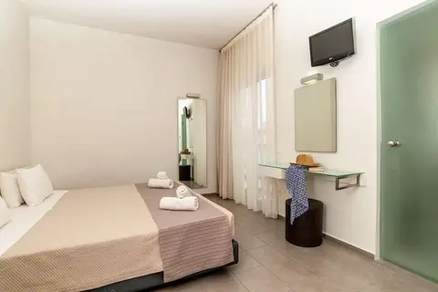 Atlantis City Hotel in Rhodes — foto 12