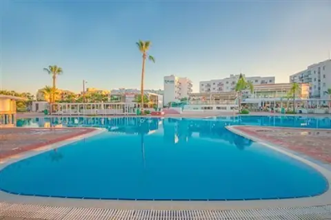 Marlita Hotel Apartments in Παραλίμνι — foto 2
