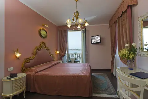 Viktoria Palace in Venetië, foto 6
