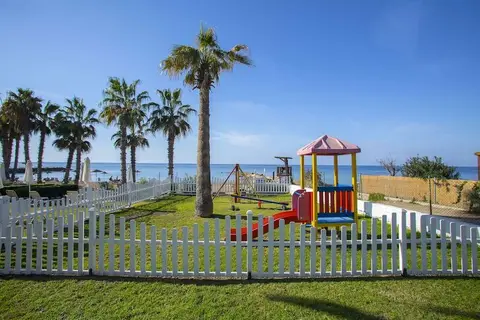 Louis Ledra Beach Hotel in Γεροσκήπου — foto 7
