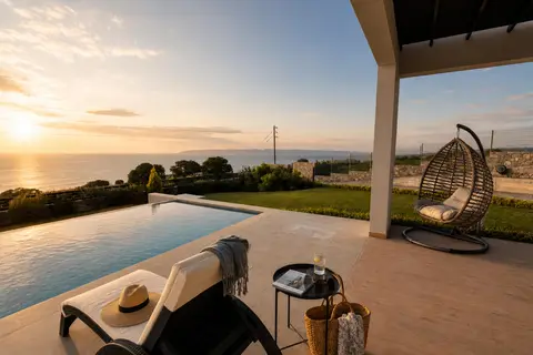 Orange Bell Villa in Σκουτάρος