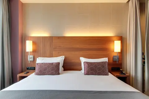 Hotel Badalona Tower in Badalona — foto 17