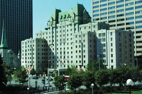 Lord Elgin Hotel in Ottawa