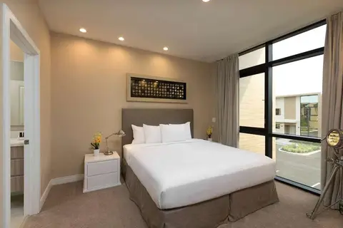 Magic Village Views Trademark Collection by W in Rockefeller Way — foto 16
