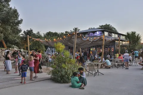 Camping Le Petit Rocher foto 7