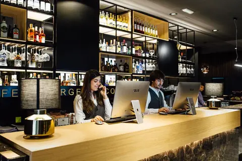 Hotel Malcom & Barret in Valencia — foto 13