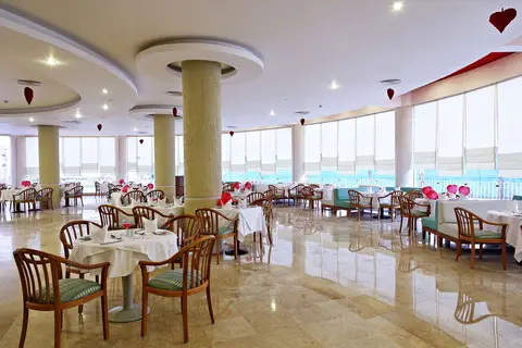 The Three Corners Sunny Beach Resort in الاحياء — foto 23