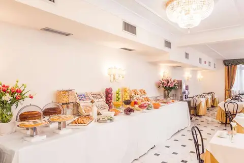 RH Hotel Lux in Rome, foto 7