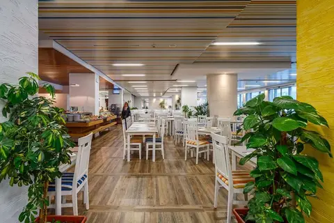 Carine Hotel Delfin in Bijela — foto 15
