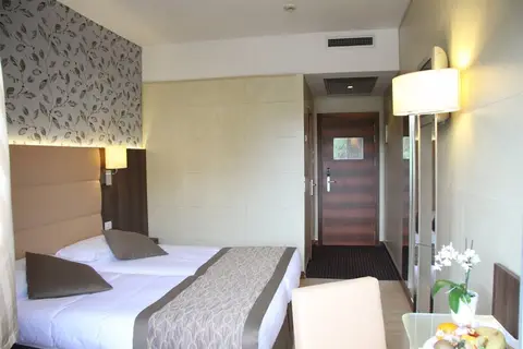 LH Hotel Sirio Venice in Venetië — foto 19