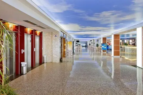 Hotel Oasis Park in Lloret de Mar — foto 20