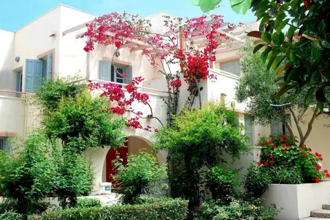 Nissia Kamares Hotel & Appartementen in Καρδάμαινα — foto 14