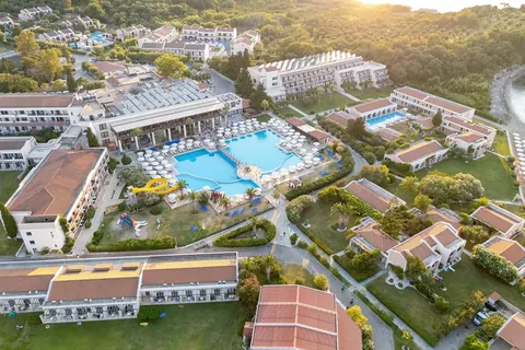 Roda Beach Resort foto 1